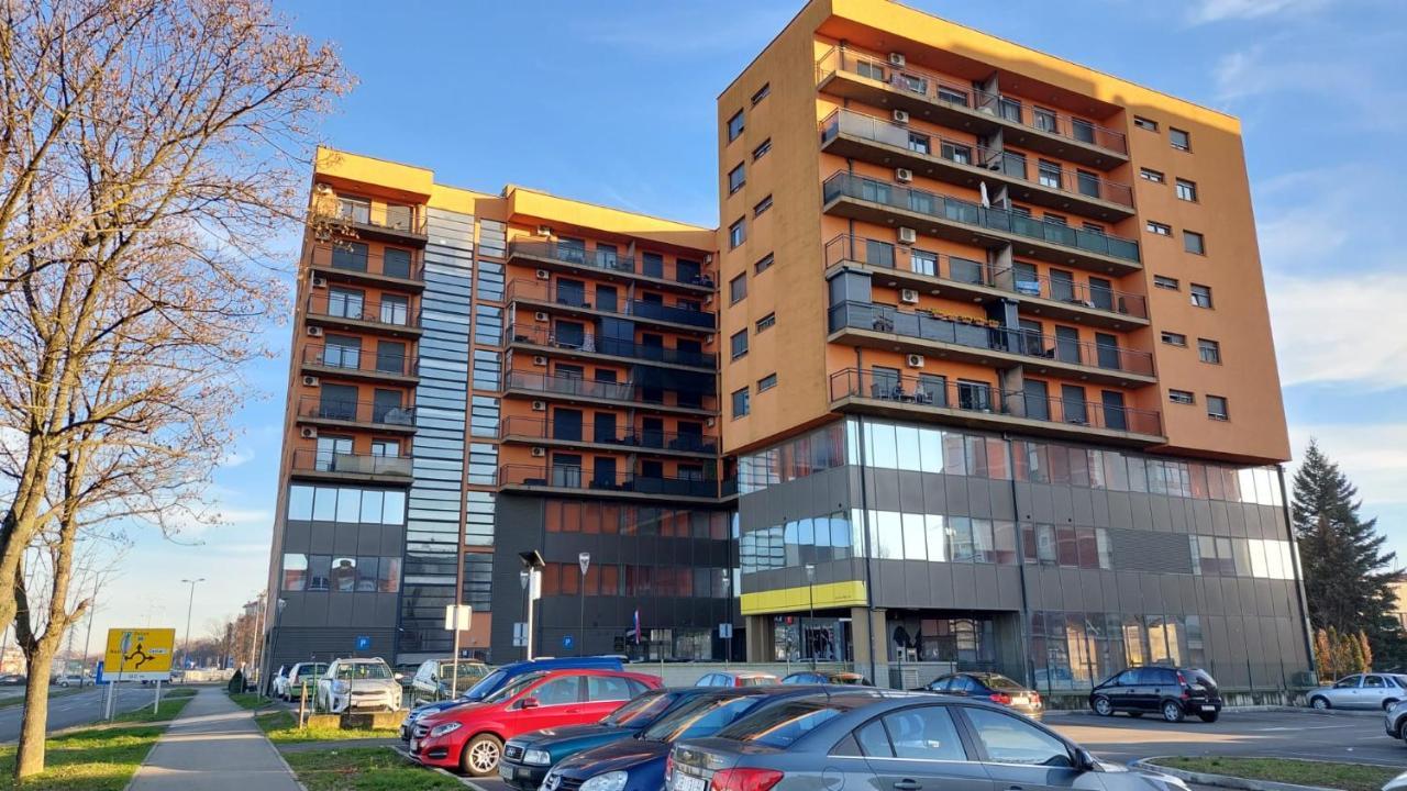 Med Man Apartmani Slavonski Brod Zewnętrze zdjęcie